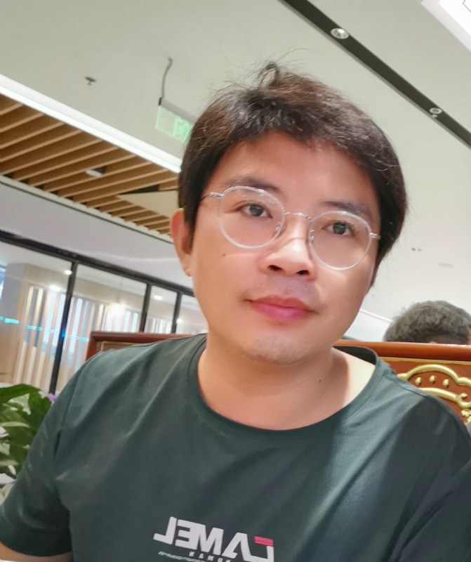 陆迅的第三张照片--东山相亲网