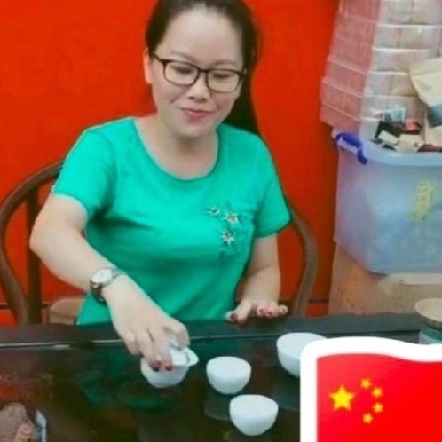 妖娆的第一张照片--东山相亲网