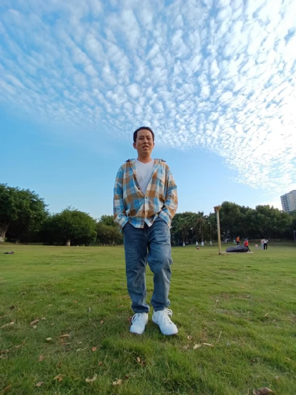 曹先生的第三张照片--东山相亲网