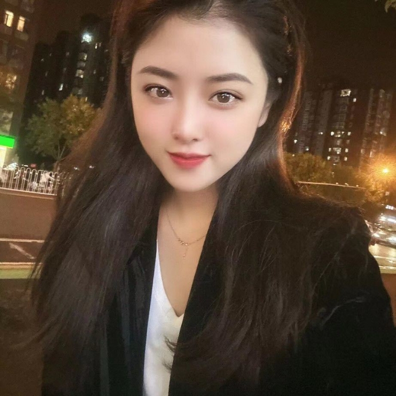 爱笑的微微的第一张照片--东山相亲网