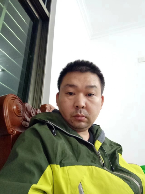 阿汤的第一张照片--东山相亲网