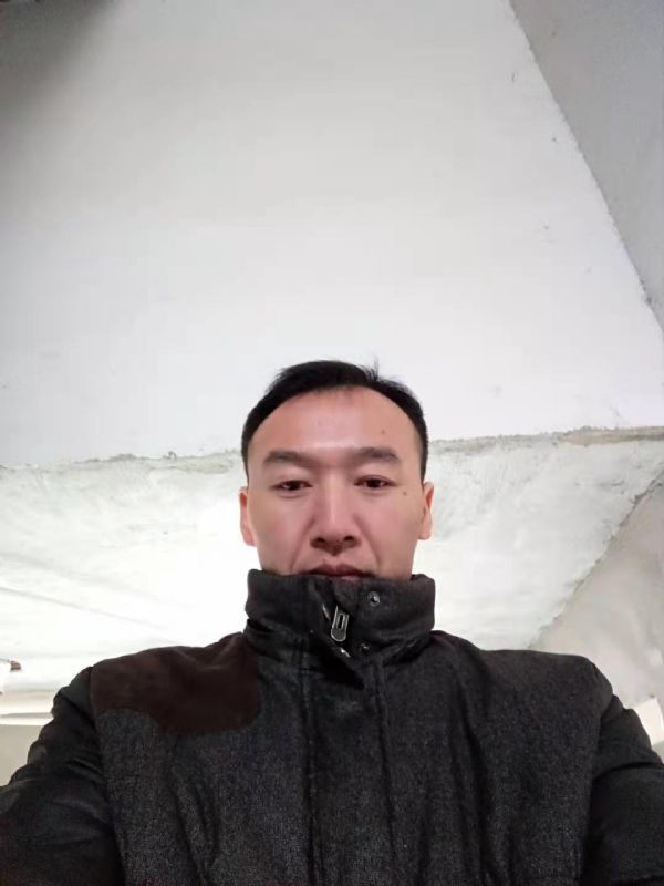 孤狼的第一张照片--东山相亲网