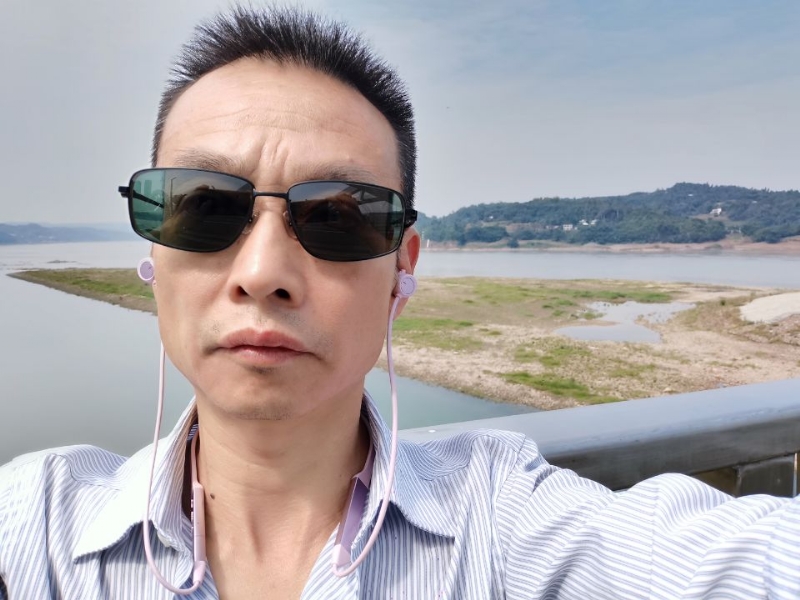 猪哥哥的第一张照片--东山相亲网
