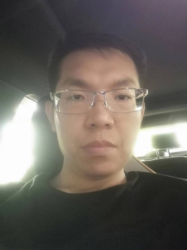 小黑包的第二张照片--东山相亲网
