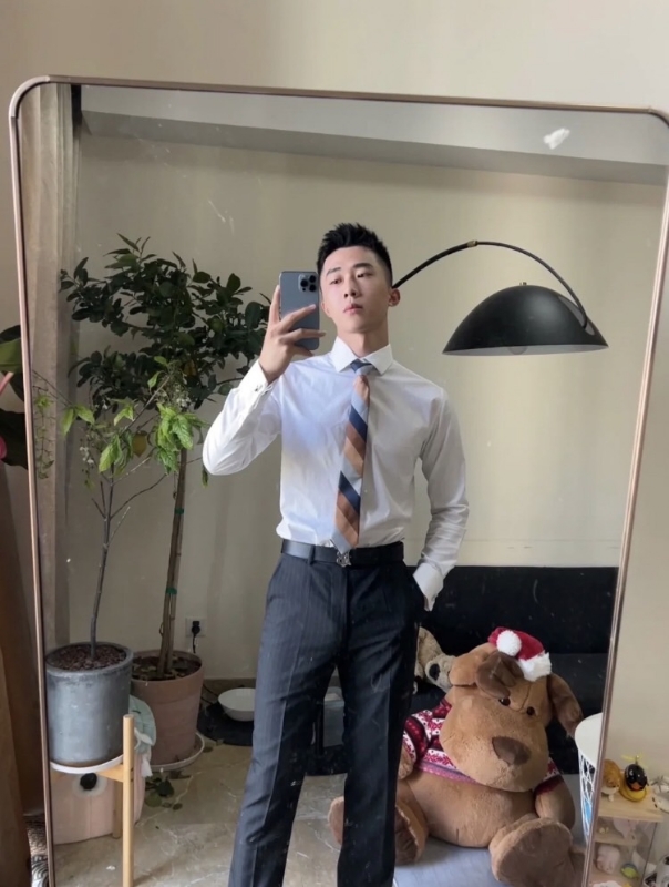 张浩的第一张照片--东山相亲网