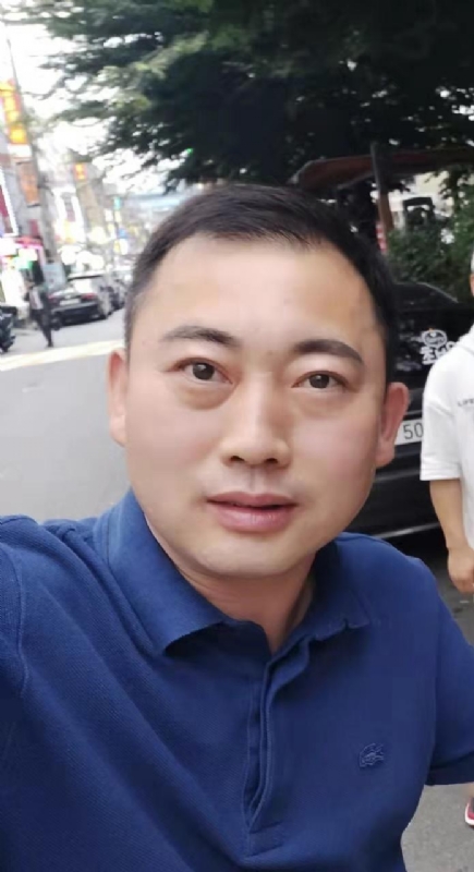 李龙的第一张照片--东山相亲网