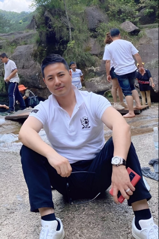 勿忘初心的第三张照片--东山相亲网