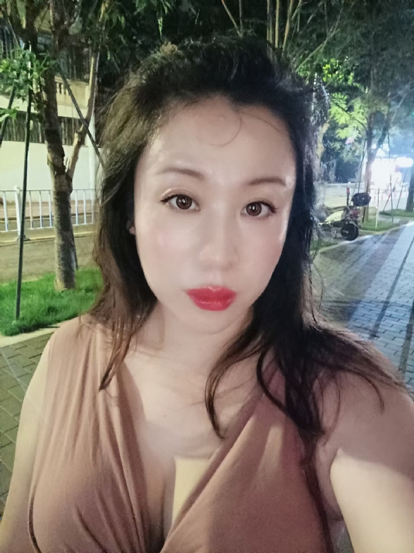 叶子青青的第二张照片--东山相亲网