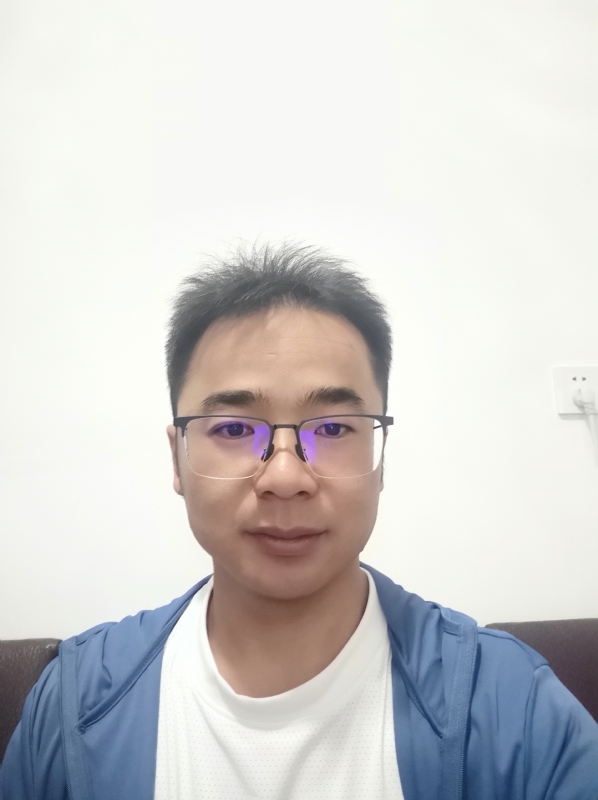 转身的第一张照片--东山相亲网
