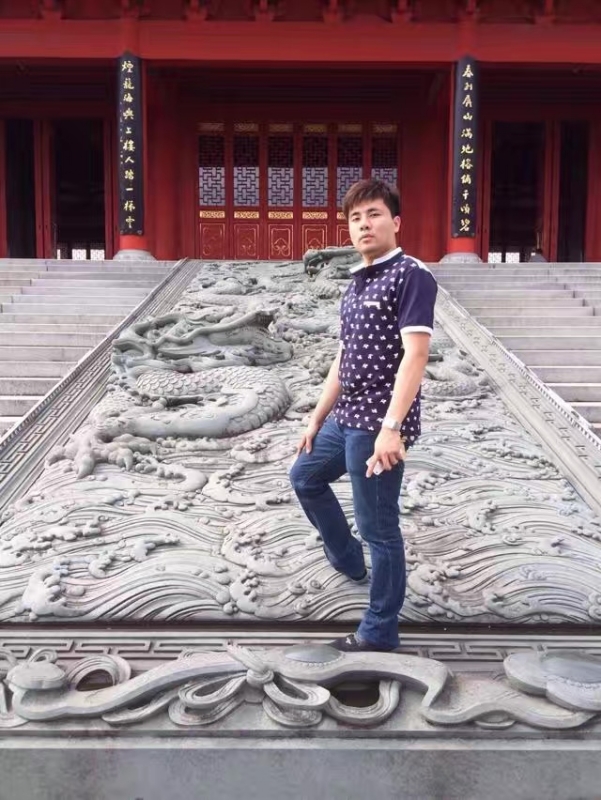 御龙氏的第一张照片--东山相亲网