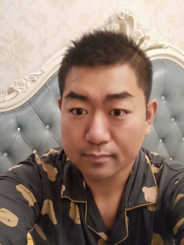 曾经的第一张照片--东山相亲网