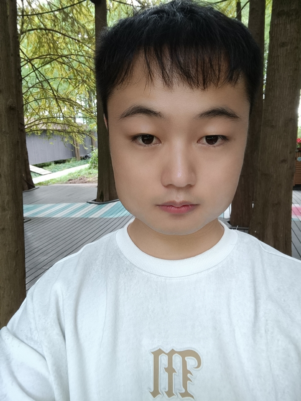 故人似的第一张照片--东山相亲网