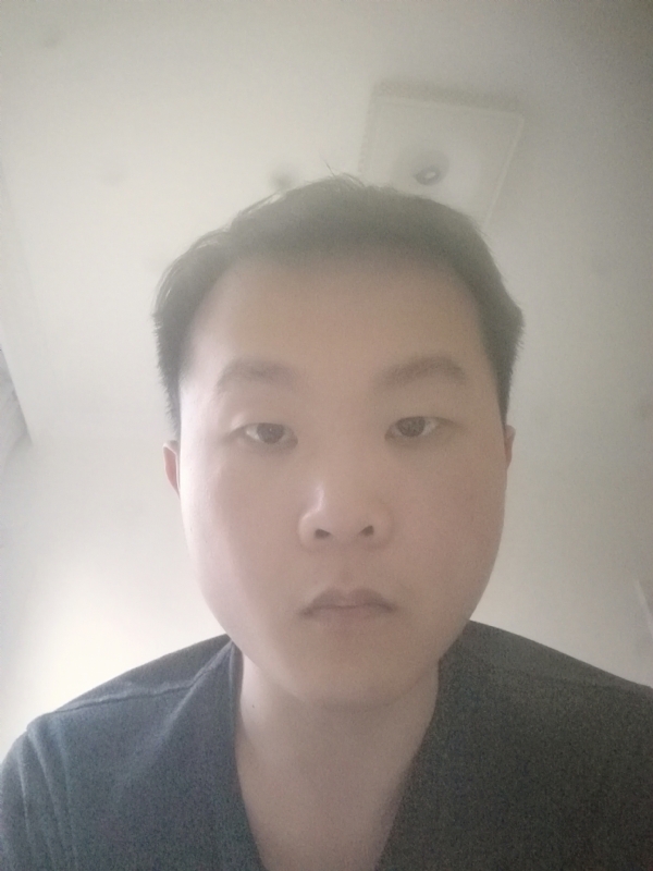 下个瞬间的你的第一张照片--东山相亲网