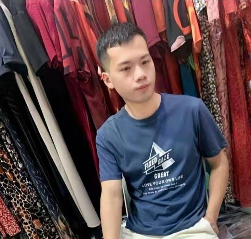 萃臻的第一张照片--东山相亲网