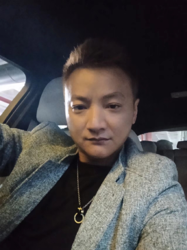 夜、有雨敲窗的第三张照片--东山相亲网