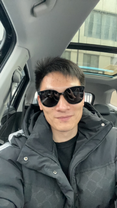 男孩的第一张照片--东山相亲网