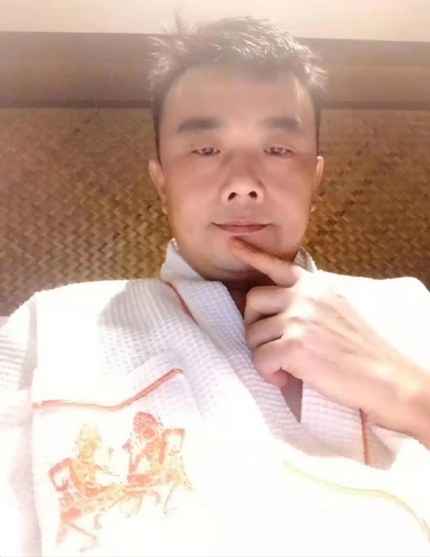 青锋的第一张照片--东山相亲网