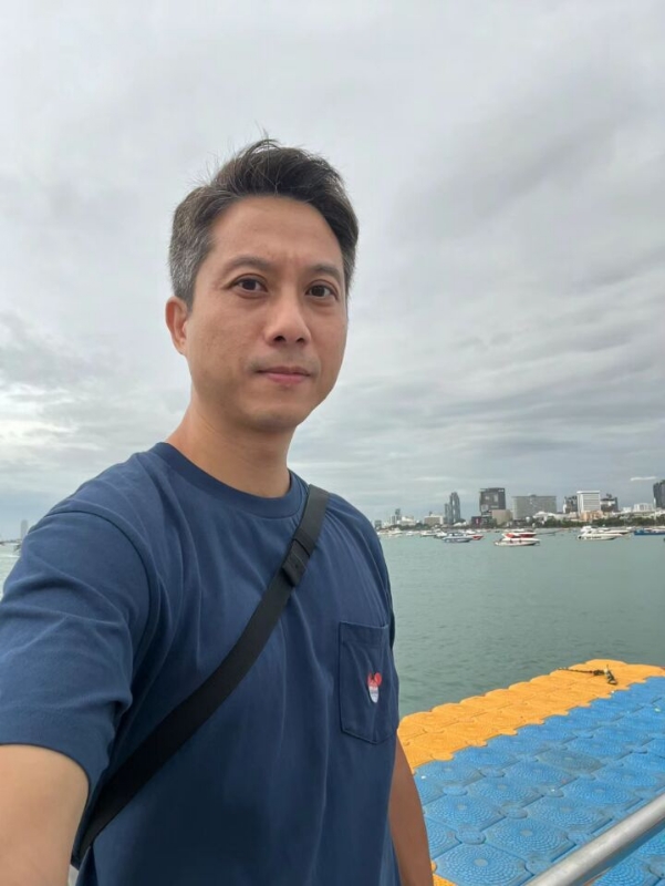 戍边的第一张照片--东山相亲网