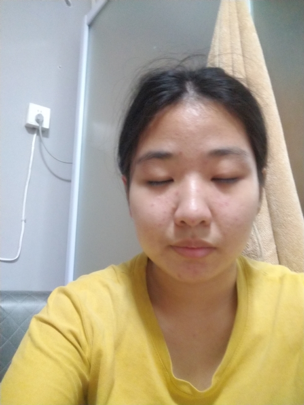叶子的第一张照片--东山相亲网