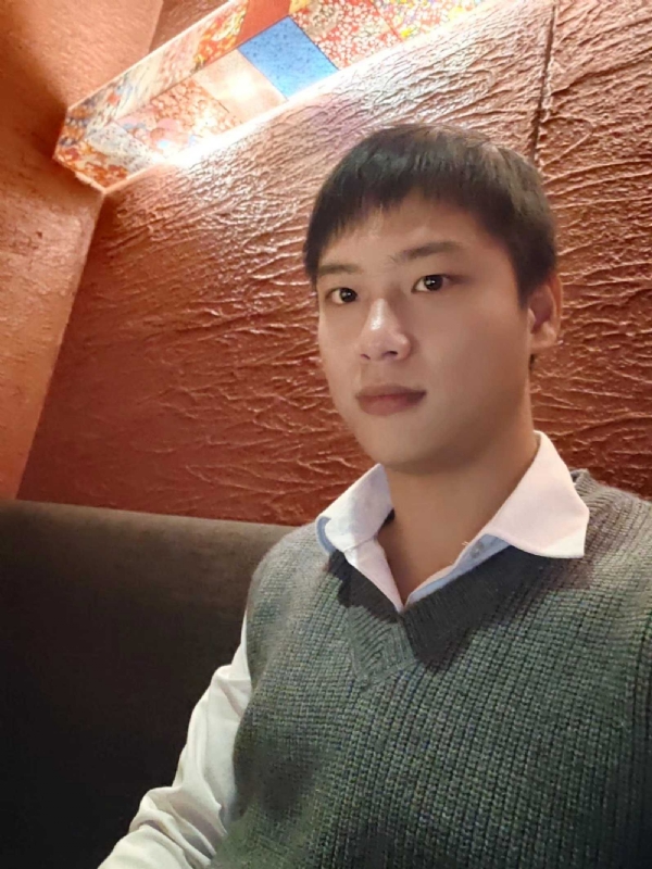 匿藏其名的第一张照片--东山相亲网