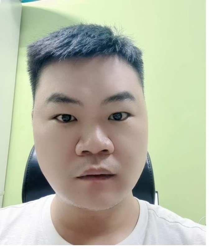 初白的第一张照片--东山相亲网