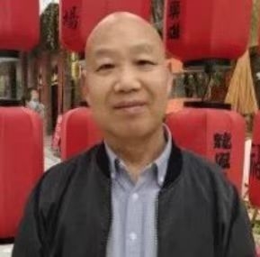 教师作家诗人的第一张照片--东山相亲网