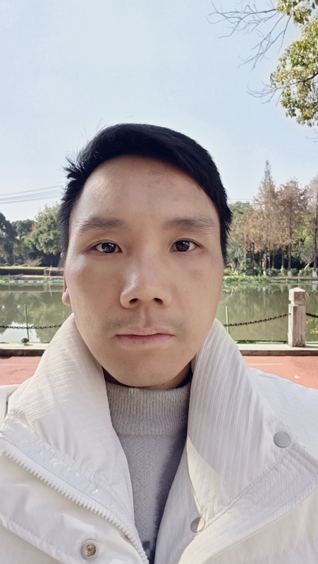 郑启新程的第一张照片--东山相亲网