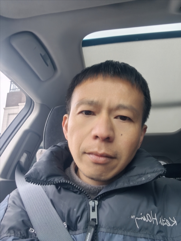 白开水的第一张照片--东山相亲网