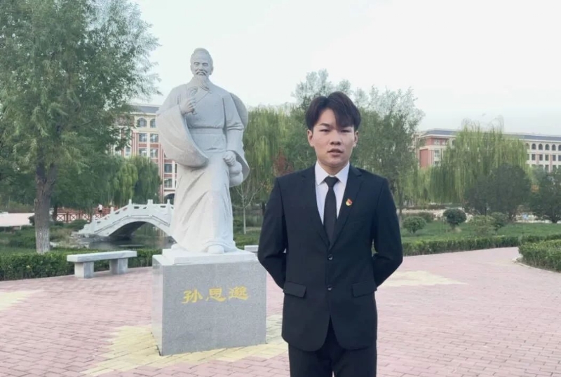 尚明月的第一张照片--东山相亲网