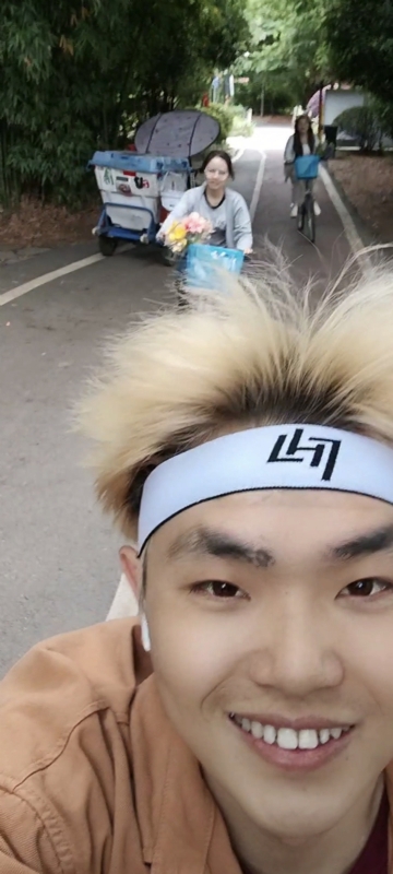 求安稳的第一张照片--东山相亲网