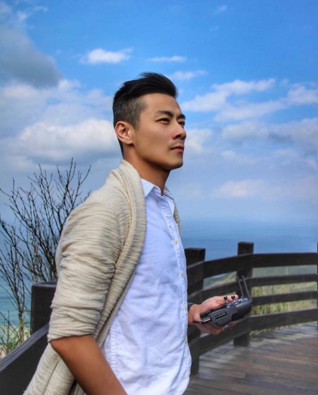 蓝天的第一张照片--东山相亲网