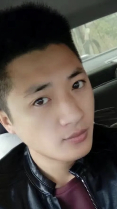 小汤米的第二张照片--东山相亲网