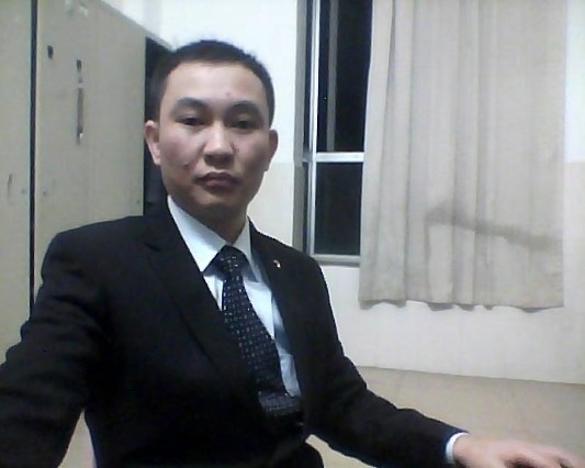 诚恳的大叔的第一张照片--东山相亲网