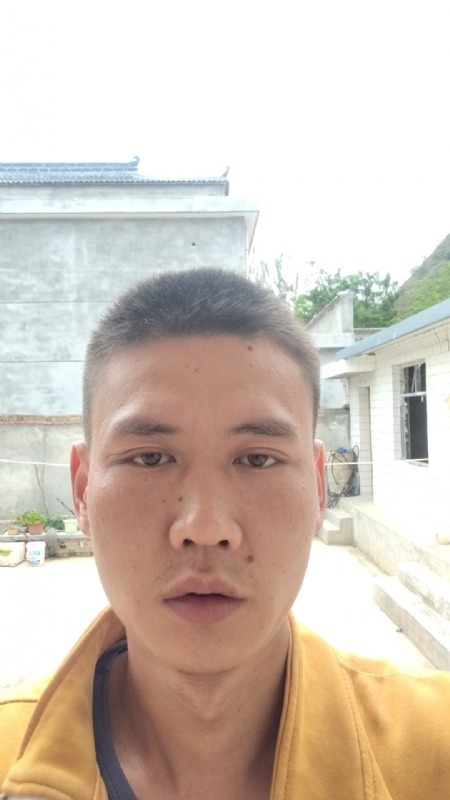 简单点的第一张照片--东山相亲网
